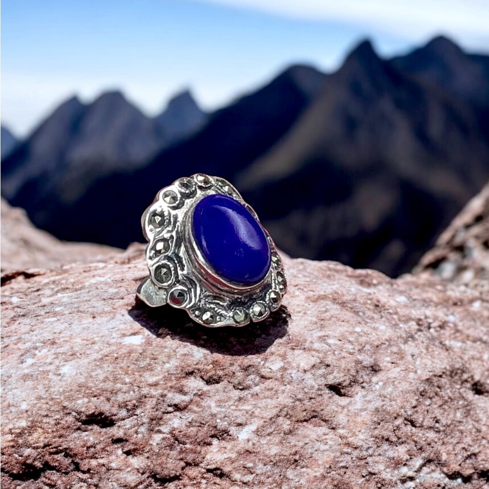 🌺Vintage Sterling, Lapis & Marcasite Ring
